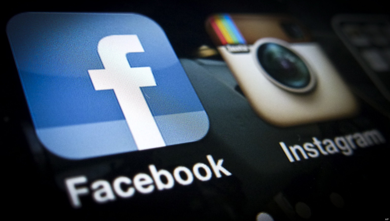 Instagram i Facebook pali, hakiranje u pitanju? 