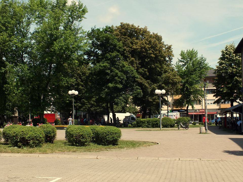 Gradski trg u Tesliću dobio naziv “Trg srpskih boraca”, novi naziv i ulice pored hrama!